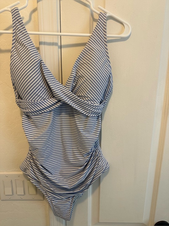 Other - Ladies front twist striped one piece bathing suit by NipTuck Swim Size 8